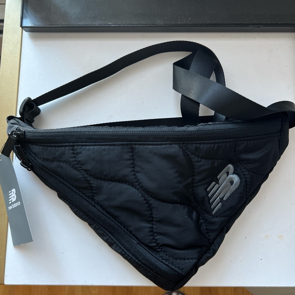 New Balance Quilted Black Belt Bag